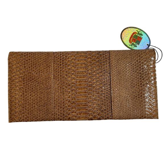 URBAN EXPRESSIONS Envelope Clutch Faux Snakeskin Vegan Leather NWT 14"x7" - Picture 2 of 4